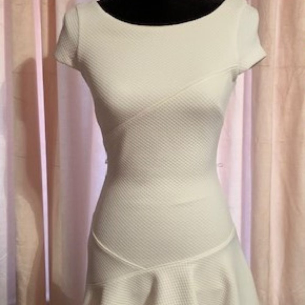 BEBE - White form fitted flaired dress
